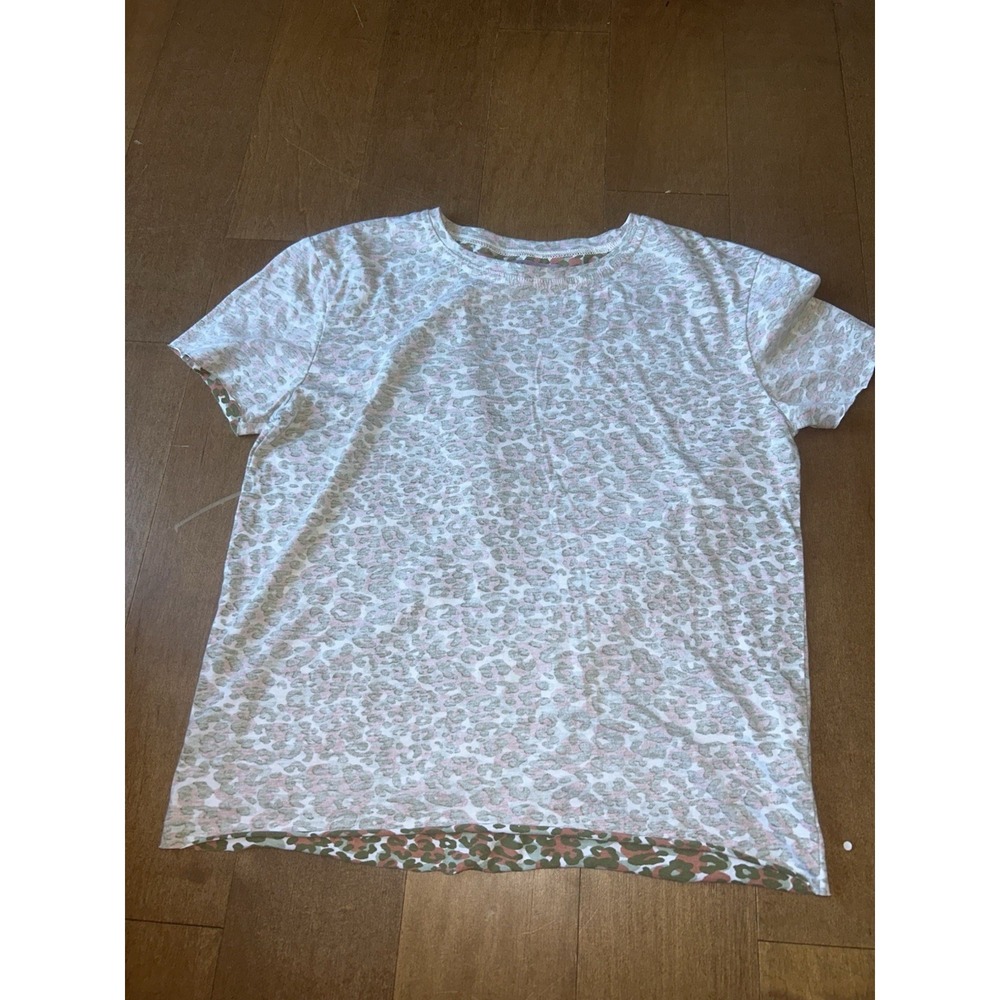 Zumiez Ninth Hall Size Medium Faded Cheetah Pattern Tee Faded Reverse